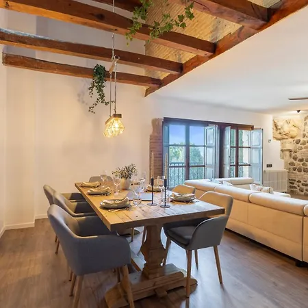 Villa Mansion 35min Madrid - Cine - Piscina - Bbq Guadalajara